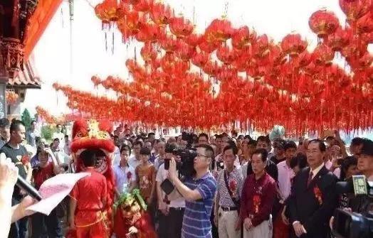 澳门综合走势图分析，新趋势与苍南二手活动房市场信息新澳门最近新闻头条